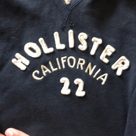 Hollister sweatshirt - Picture 3 of 3